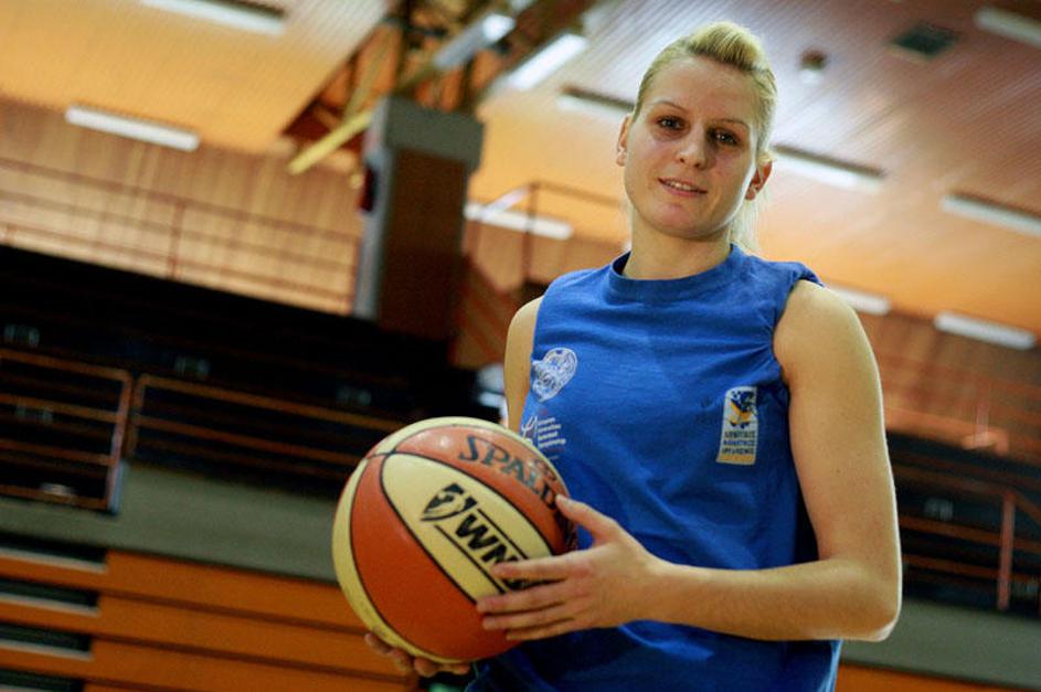 Teja Kropivšek se je s košarko začela ukvarjati pri devetih letih. (Foto: Nik Ro