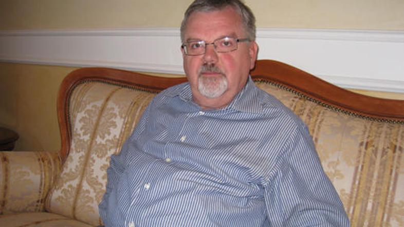 "Na žalost besede, ki sem jo dal spomladi, ne morem držati, ker država krožišča 