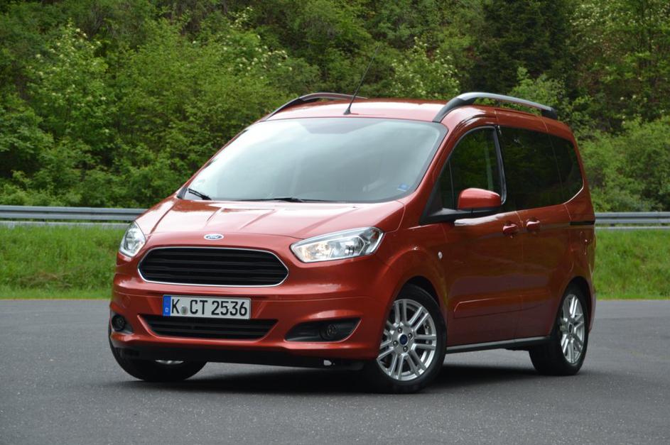 Ford tourneo courier