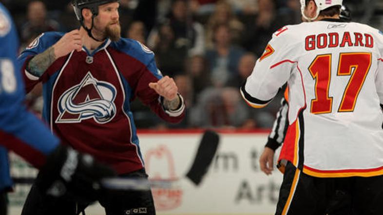 Najbolj pogosto si v lase skočijo v hokeju.