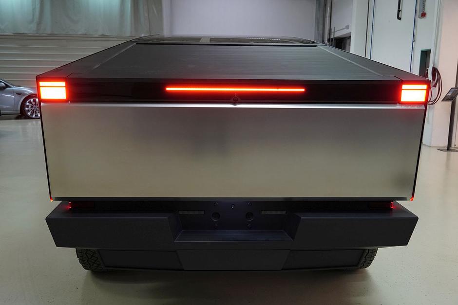 Tesla Motors cybertruck, električni polotovornjak | Avtor: Matija_Janežič