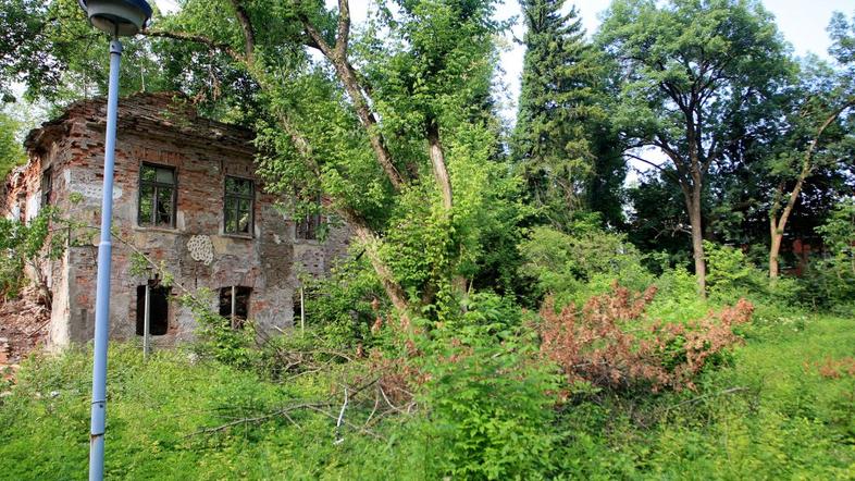 območje nekdanje tovarne Tovil na Viču