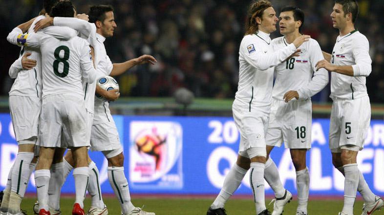 Slovenski nogometaši so se v Moskvi veselili pomembnega zadetka Nejca Pečnika, n