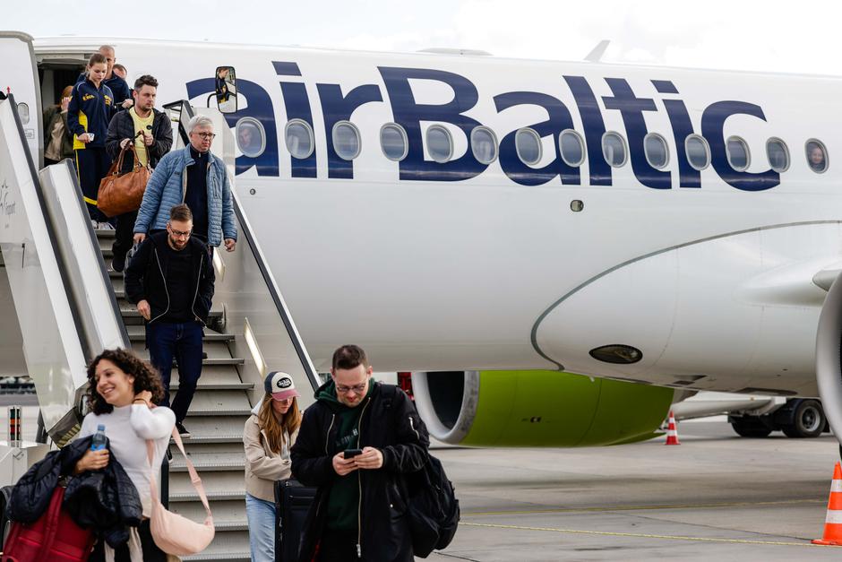 prvi let letalske družbe Airbaltic z Letališča Ljubljana | Avtor: Saša Despot