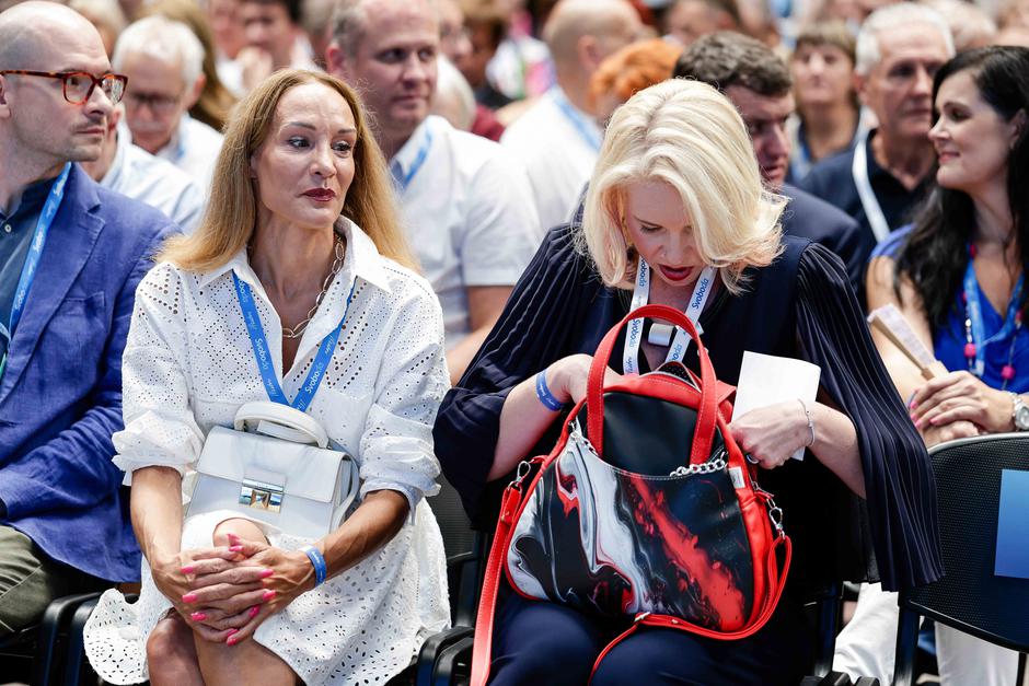 volilni kongres Gibanja Svoboda, meira hot, urška klakočar zupančič | Avtor: Saša Despot