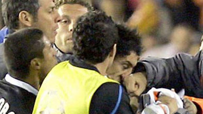 Libijski nogometni derbi se je sprevrgel v divji obračun s pestmi (slika je simb