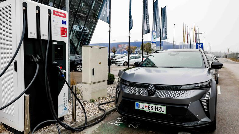 renault scenic e-tech electric