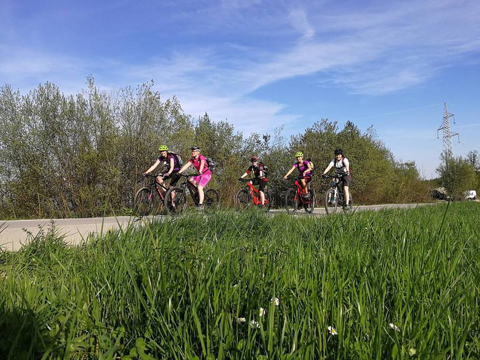 Rajderke | Avtor: Miha Škrt