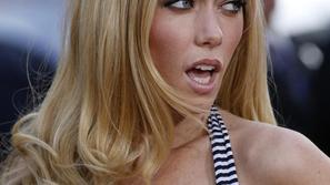 Kendra Wilkinson