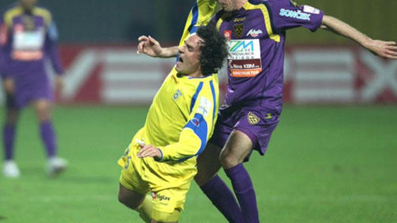 Danijel Brezič (levo) bo kaznovan s 300 evri kazni.