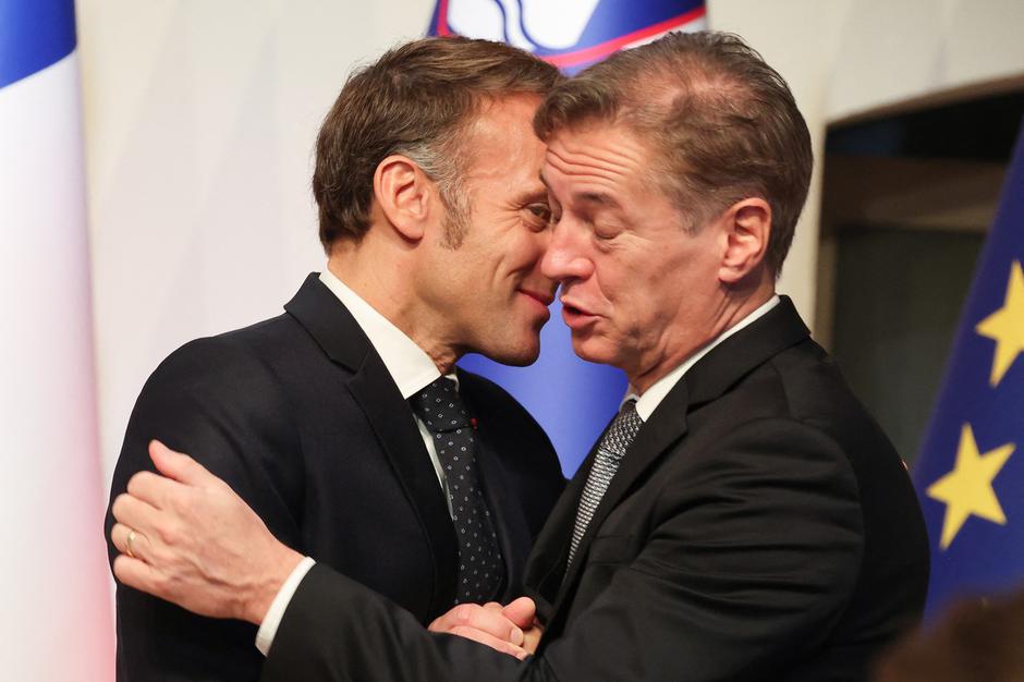 Emmanuel Macron na obisku pri Robertu Golobu | Avtor: Profimedia