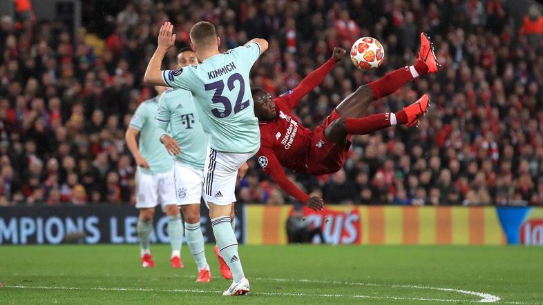 Liverpool : Bayern München