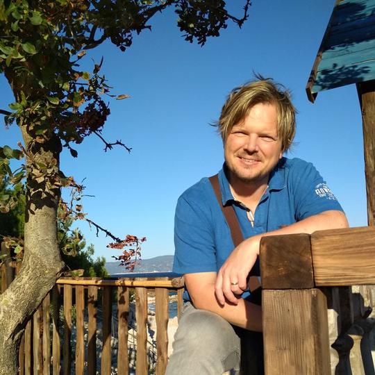 ROBERT MLAKAR, zakonski in družinski terapevt, stažist