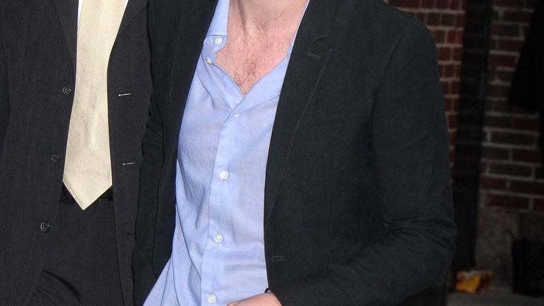 Roberta povsod spremlja varnostnik. (Foto: Flynet)