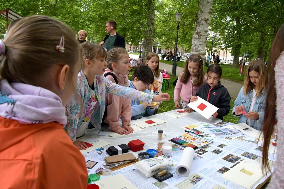 otroci igraj se z mano | Avtor: Profimedia