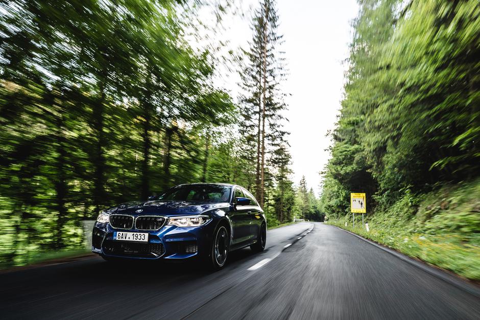 BMW M5 | Avtor: Žiga Intihar