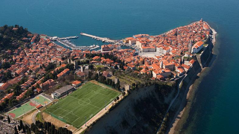 stadion Piran