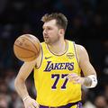 Luka Dončić Hornets Lakers