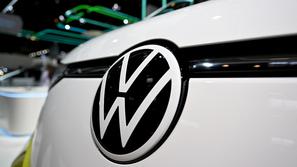 Volkswagen logo logotip