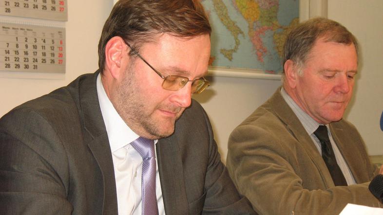 Stečajna upravitelja Grega Erman in Boris Kastivnik napovedujeta, da imata namen