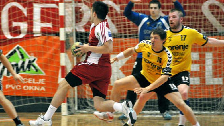 Igralci Slovana so bili tokrat nemočni proti razpoloženim Velenjčanom. © Žurnal2