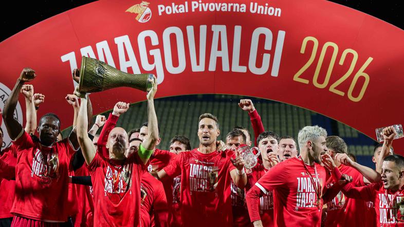 moški pokal slovenije nk brinje - nk aluminij