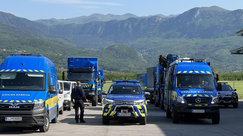 Začasna enota slovenske civilne zaščite za hitro prečrpavanje vode