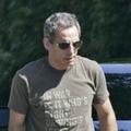 Ben Stiller se v filmu preobrazi v črnca, da bi dobil vlogo.