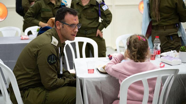 izmenjava talcev Izrael Hamas