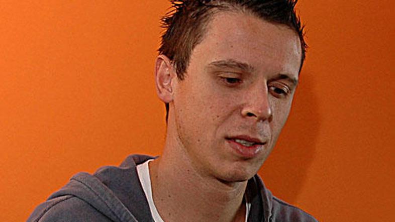 Za seboj ima blizu 200 nastopov v dresu državne reprezentance, za katero meni, d