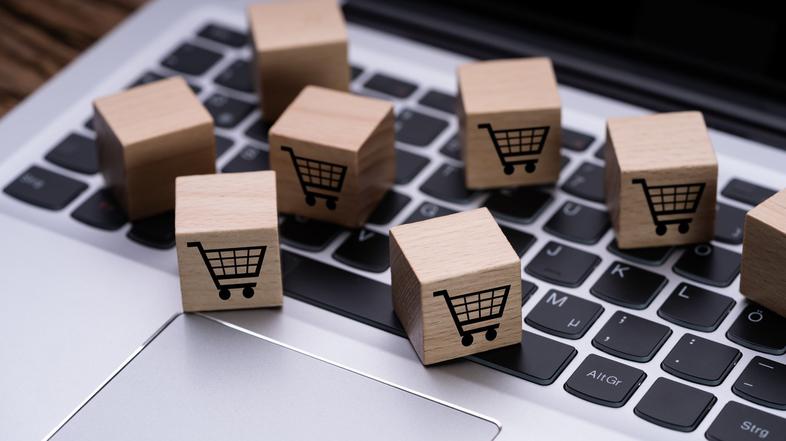 računalnik prenosni računalnik spletno nakupovanje