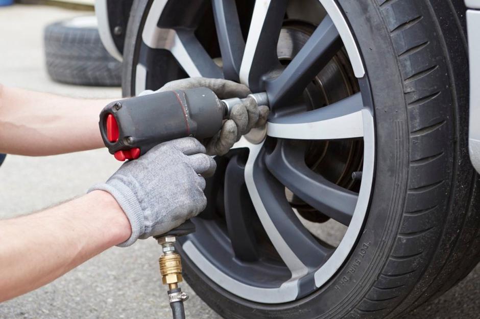 Menjava pnevmatik | Avtor: Profimedias