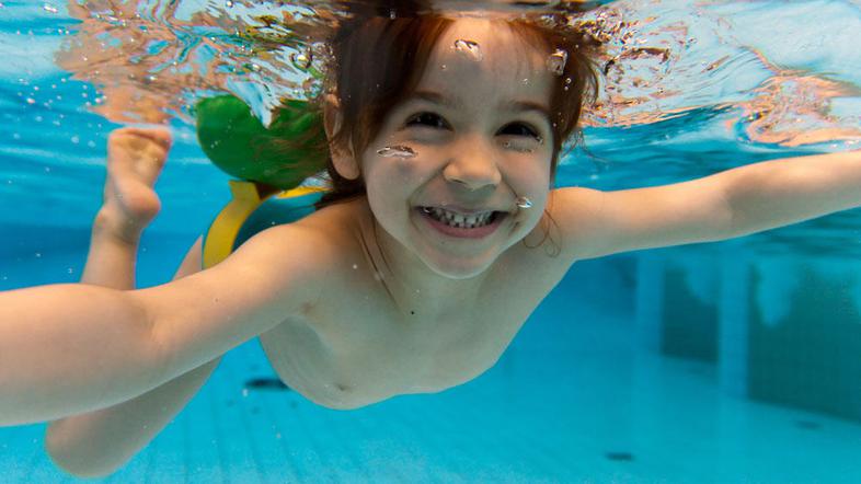 En otrok do 12. leta ima v večini ponudb bivanje brezplačno ali vsaj s 50-odstot