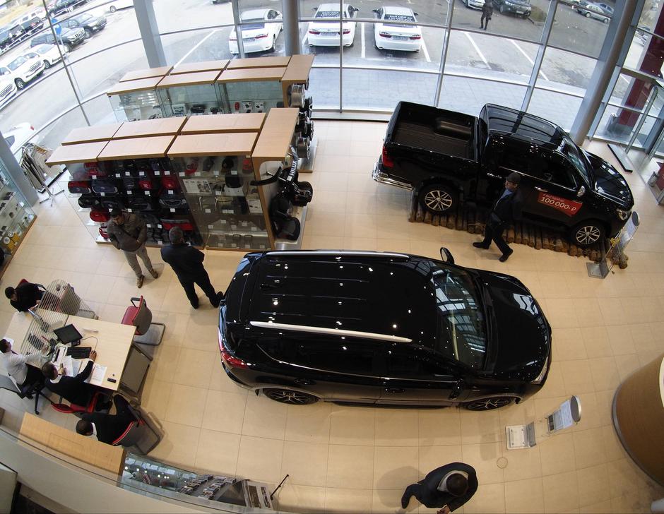 Avtosalon prodaja avtov | Avtor: Profimedia