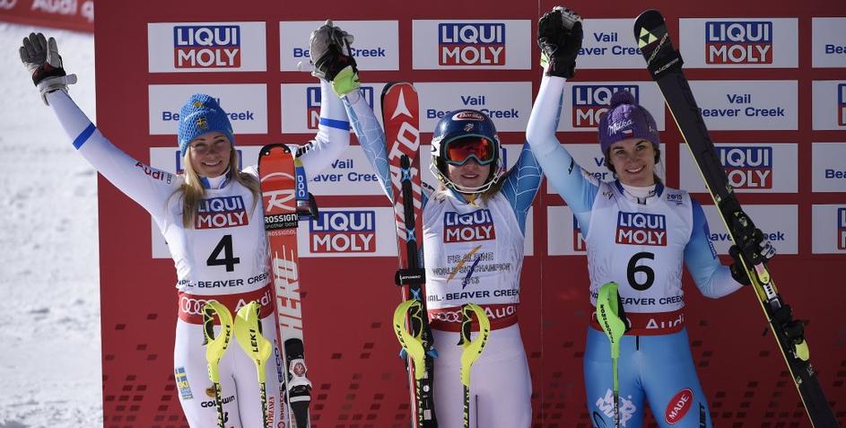   Frida Hansdotter (levo), Mikaela Shiffrin (sredina) in Sarka Strachova.