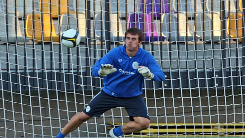 Proti Češki bo po vsej verjetnosti v vrata slovenske reprezentance stopil Jasmin