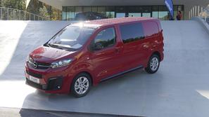 opel, lahka gospodarska vozila, lgv, vivaro, movano, combo, zafira life, zafira