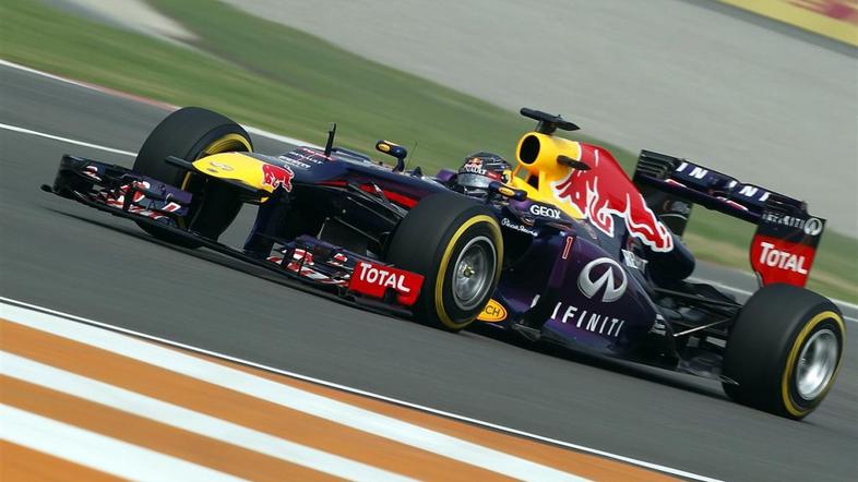 Vettel Red Bull formula 1 Indija VN Indije trening Buddh New Delhi