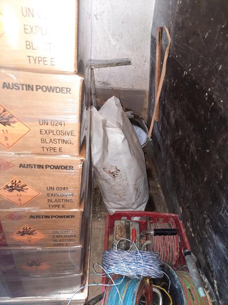 kombi prevoz eksploziva nevarno