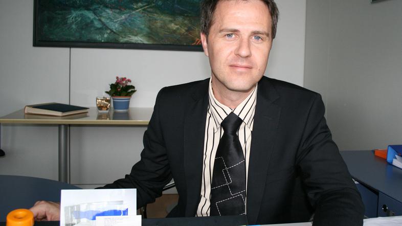 Volilna kampanja v Italiji je slikovita in glasna, a tudi dolgočasna, pravi Šik.