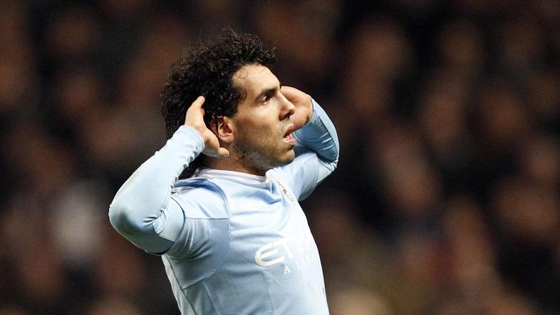 Carlos Tevez trenutno še nosi dres Manchester Cityja. (Foto: Reuters)