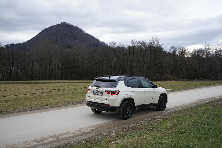 jeep compass 4xe | Avtor: Matija_Janežič
