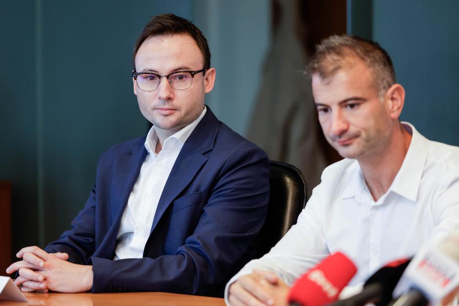 razprava o spletnih prevarah, Aleš ritonja, david gracer | Avtor: Saša Despot