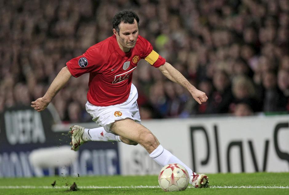 Ryan Giggs je v Manchestru že 20 let in bo kot igralec vsaj še eno leto. (Foto:  | Avtor: Žurnal24 main