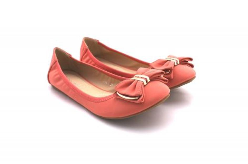 Obuta mačka, 12,99 EUR