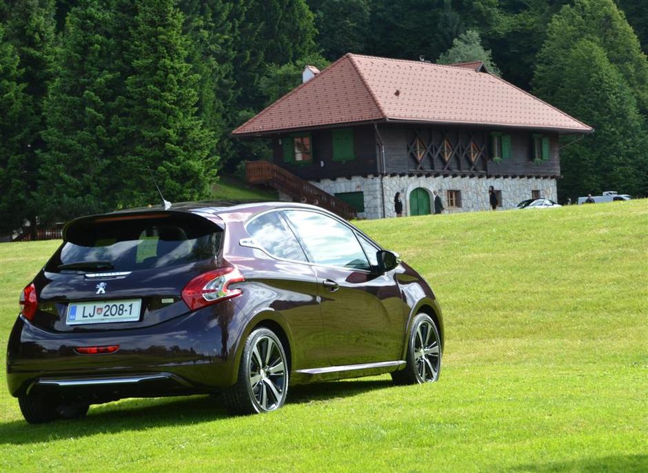 Peugeot 208 XY | Avtor: Gregor Prebil