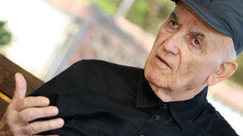 Zdaj sta pomembni komanda in hitra reakcija. To zdajšnji vladi manjka, pravi Mil