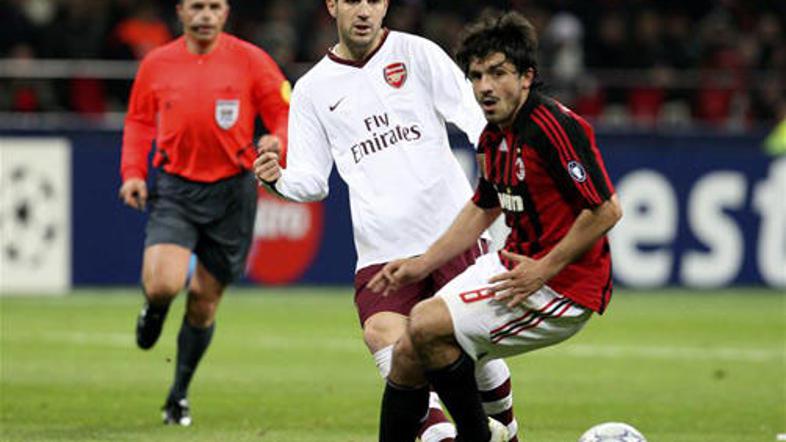 Cesc je v letošnji sezoni San Siro in Milan zavil v črno.