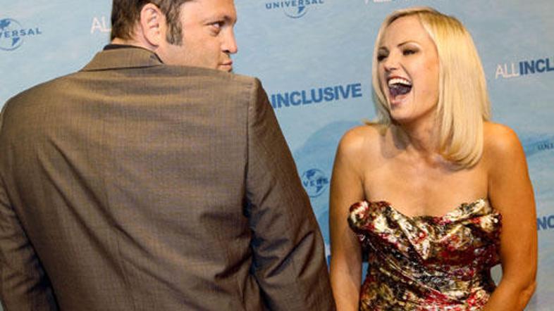 Vince je na berlinski premieri zabaval soigralko Malin.