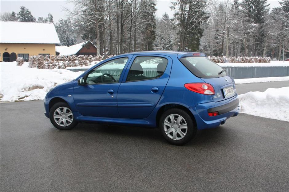 peugeot 206 plus | Avtor: Žurnal24 main